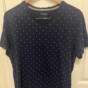 Express V Neck Navy T-Shirt; Men’s Size Large